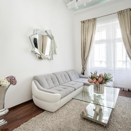Opera Luxury Apartment With Free Parking Budapest Exterior foto